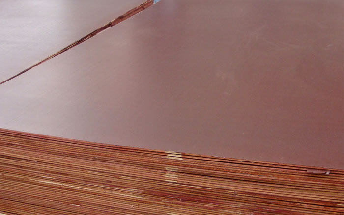 Dark brown filmfaced plywood